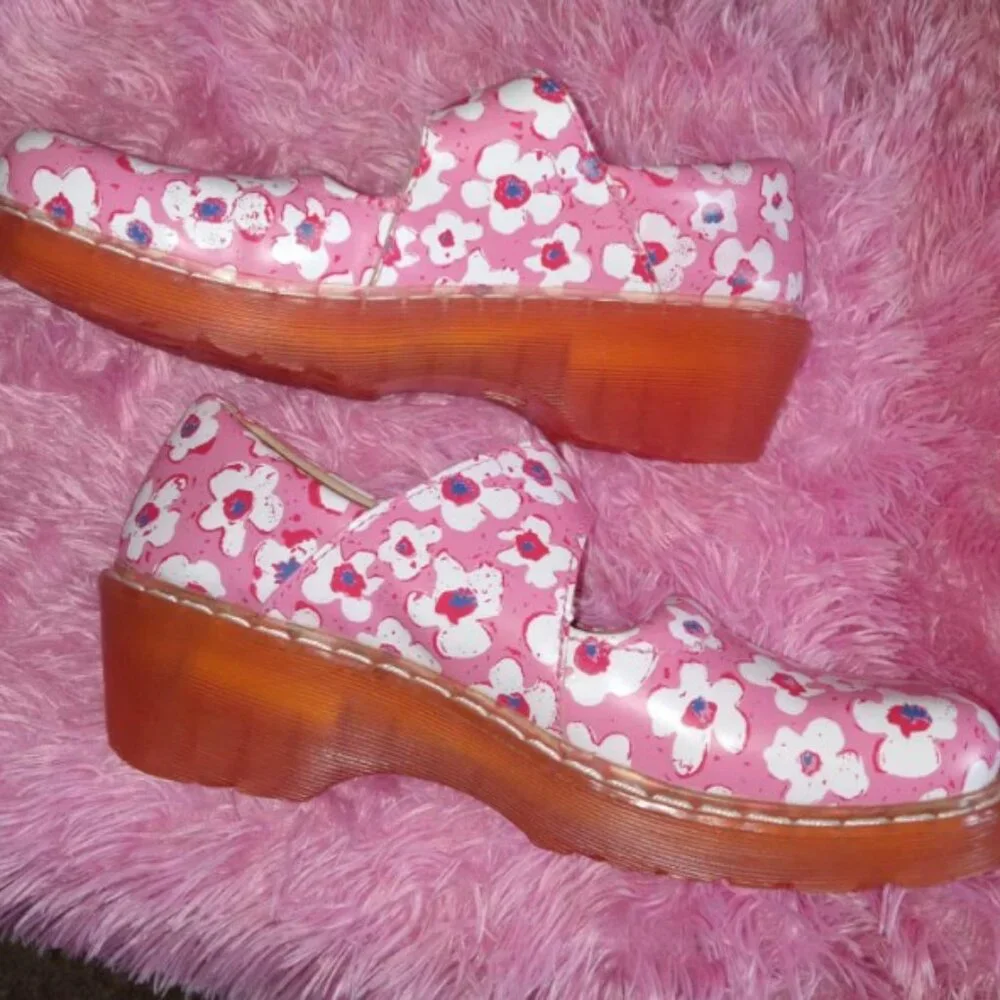 Dr. Martens Pink White Floral 9A58 Mary Janes New 11 10 43 - Picture 3 of 5